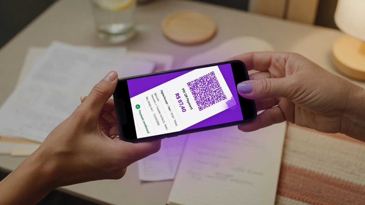 Pagamento de mensalidade pelo celular com PIX e recibo digital